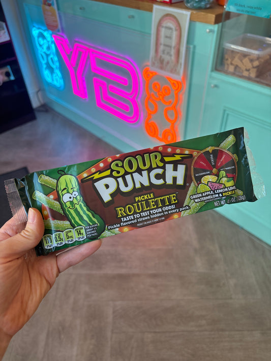 Sour punch pickle roulette straws 128g